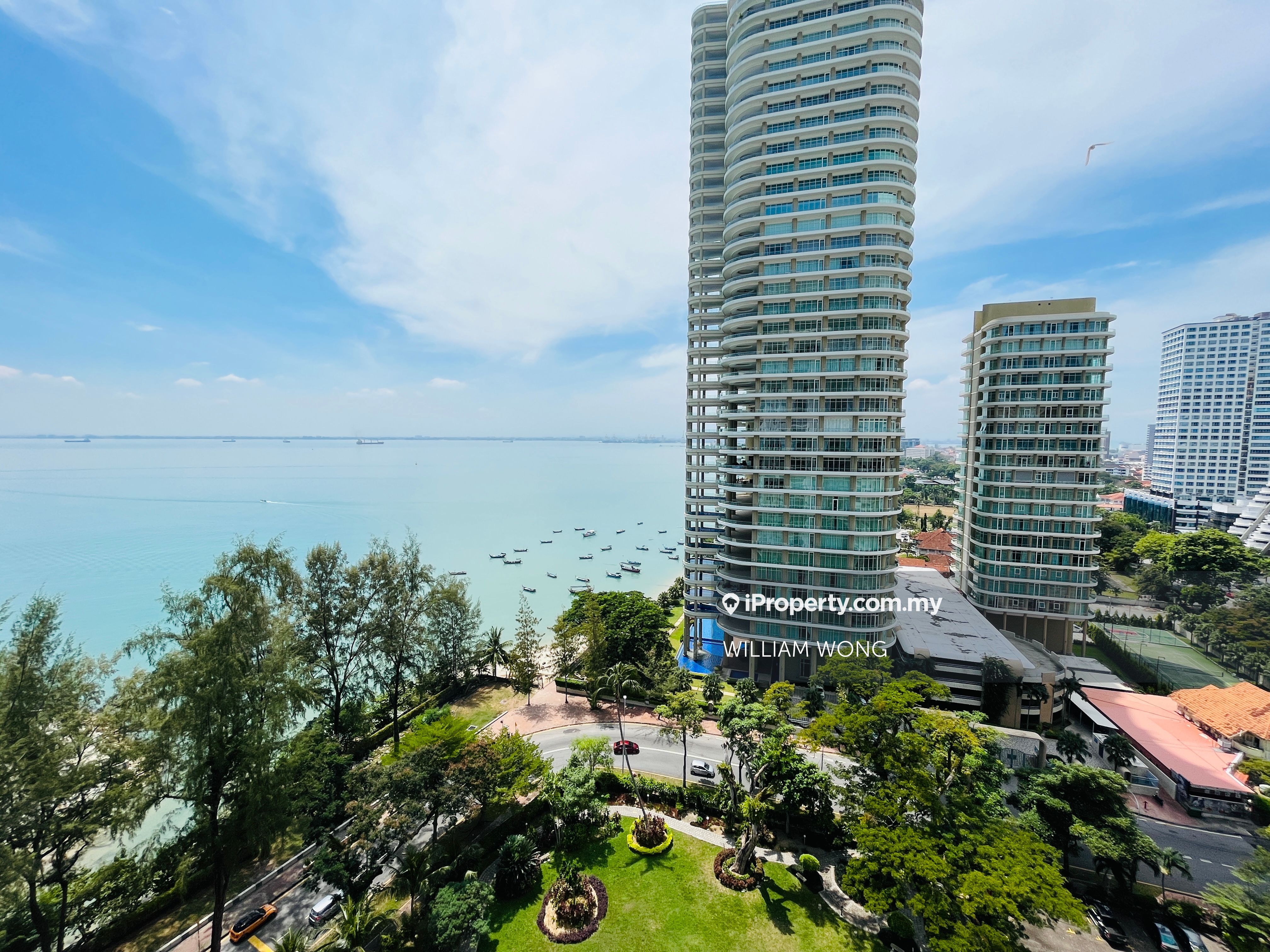 1 Persiaran Gurney Corner lot Condominium 3 bedrooms for rent in Gurney