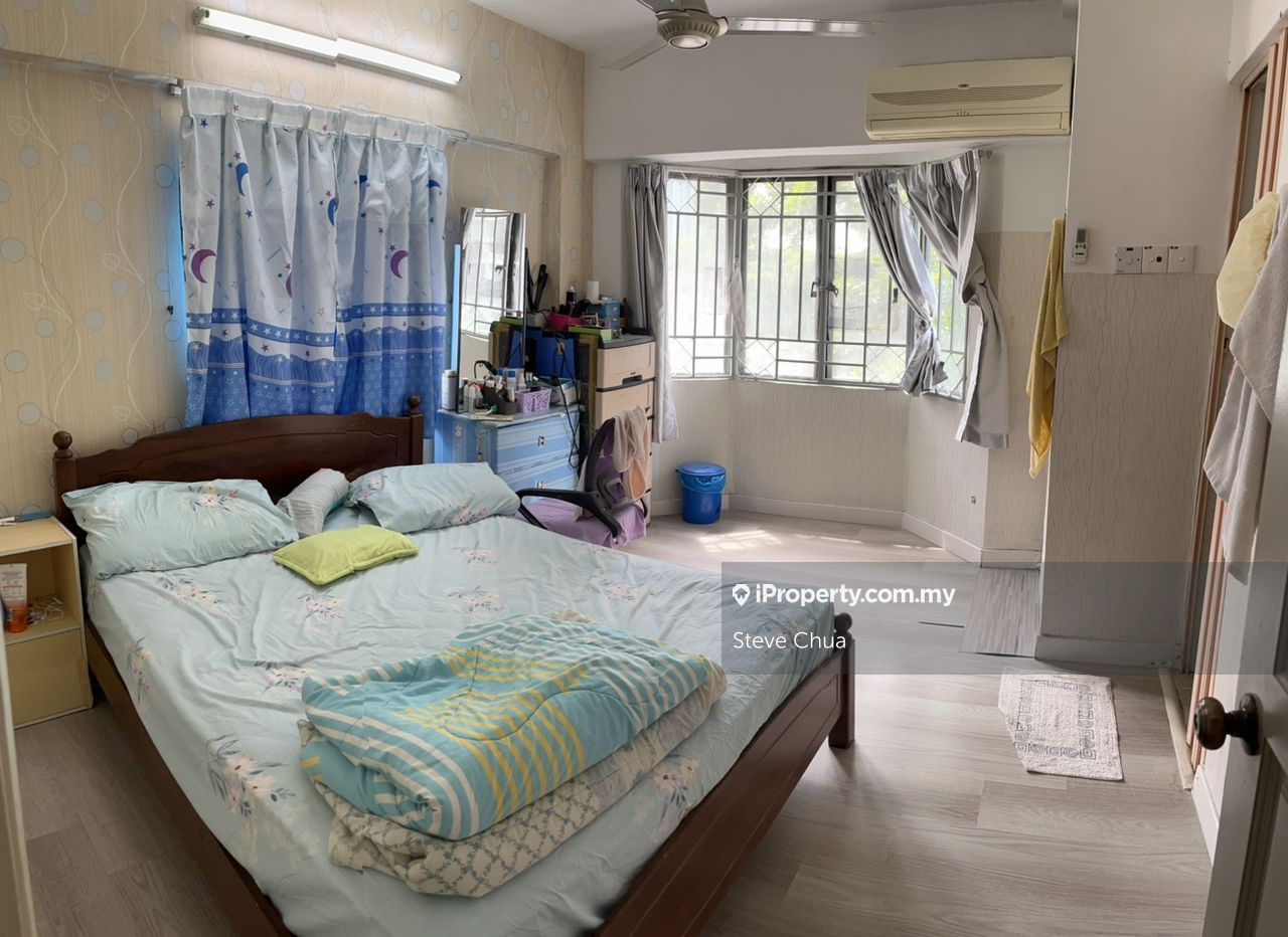 Hijau Ria Kepong Indah Corner lot Apartment 3 bedrooms for sale in ...