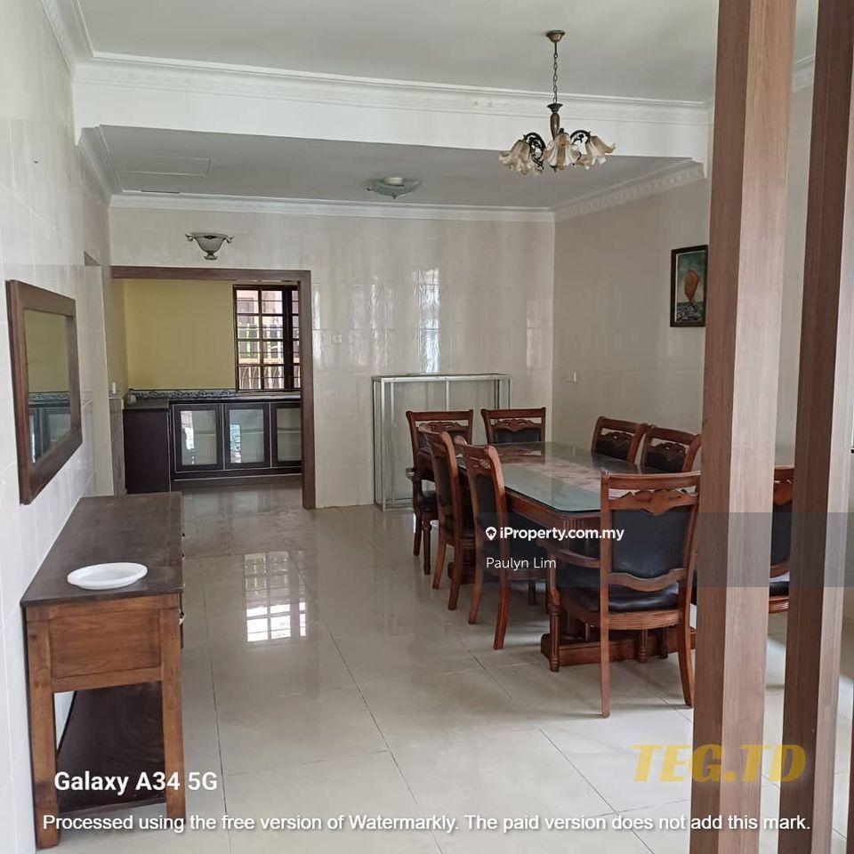 Partly Furnished Bungalow Aman Perdana Klang, Klang Bungalow 5 bedrooms for sale | iProperty.com.my