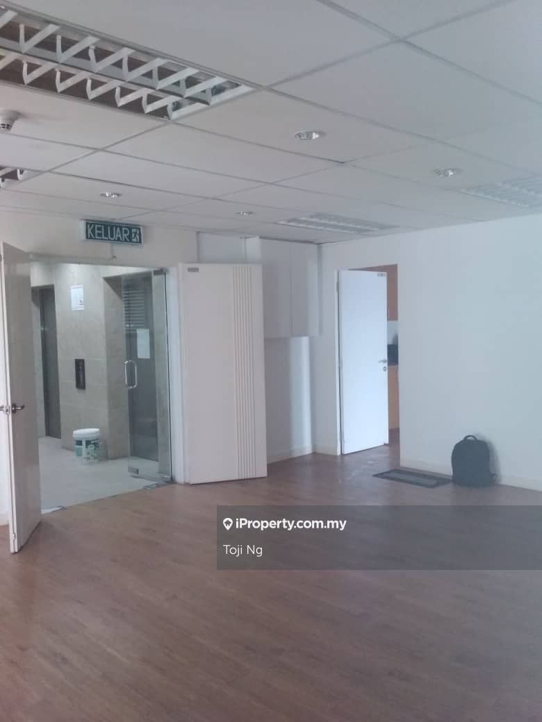 office tower in Petaling Jaya — photo 11 of 11