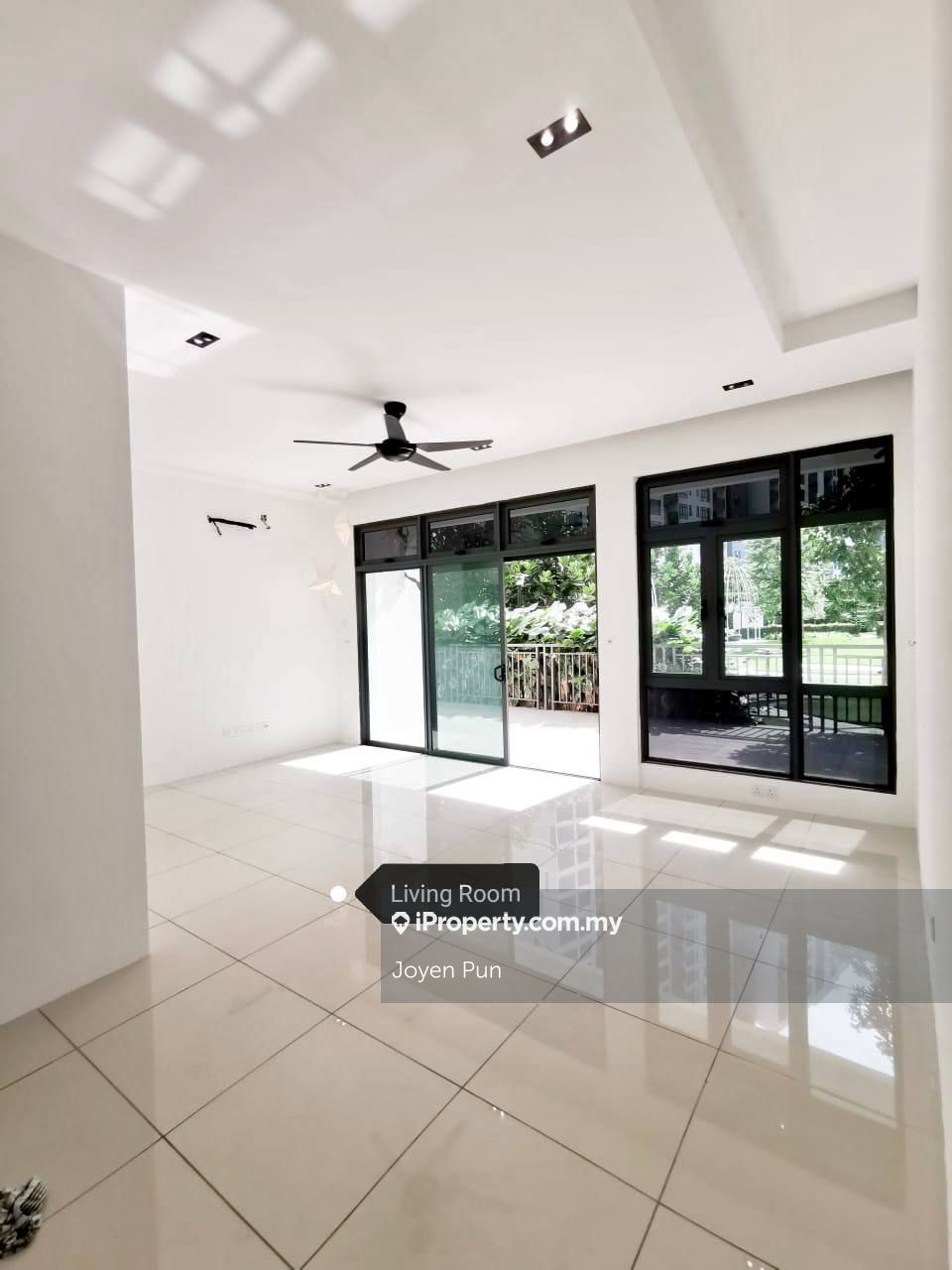 8Scape Residence @ Sutera Serviced Residence 3 bedrooms for sale in ...