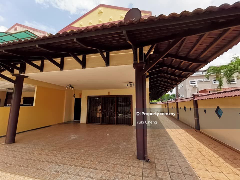 Desa Tebrau, Tebrau End lot 2sty Terrace/Link House 4 bedrooms for