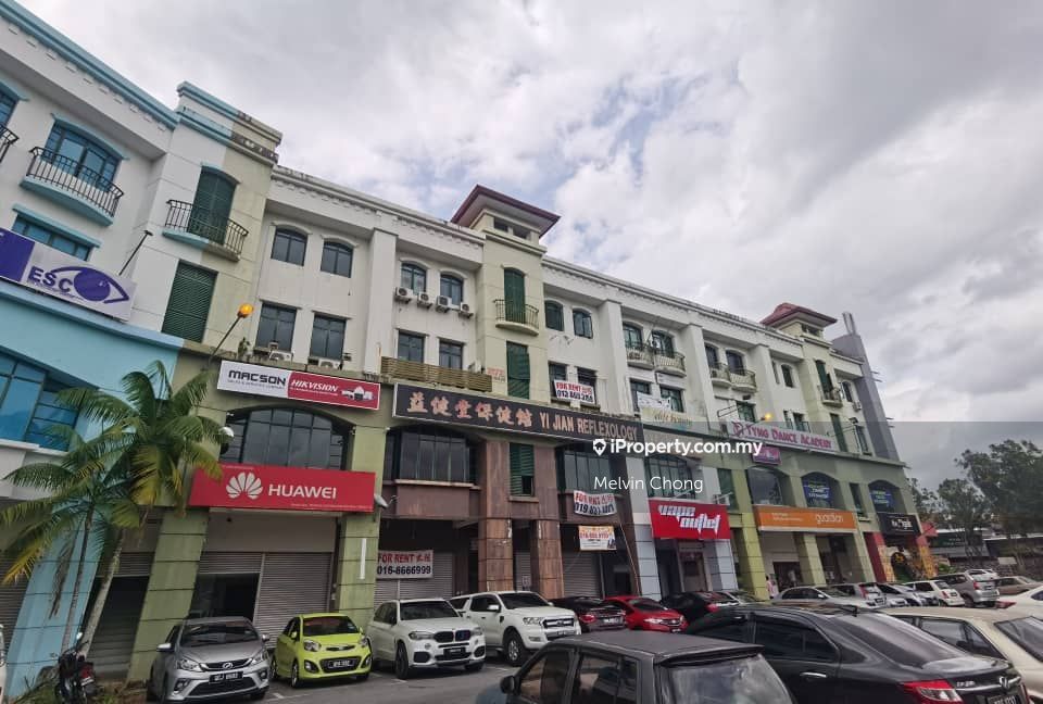 Panovel Commercial Centre Intermediate Shop for rent in Kuching