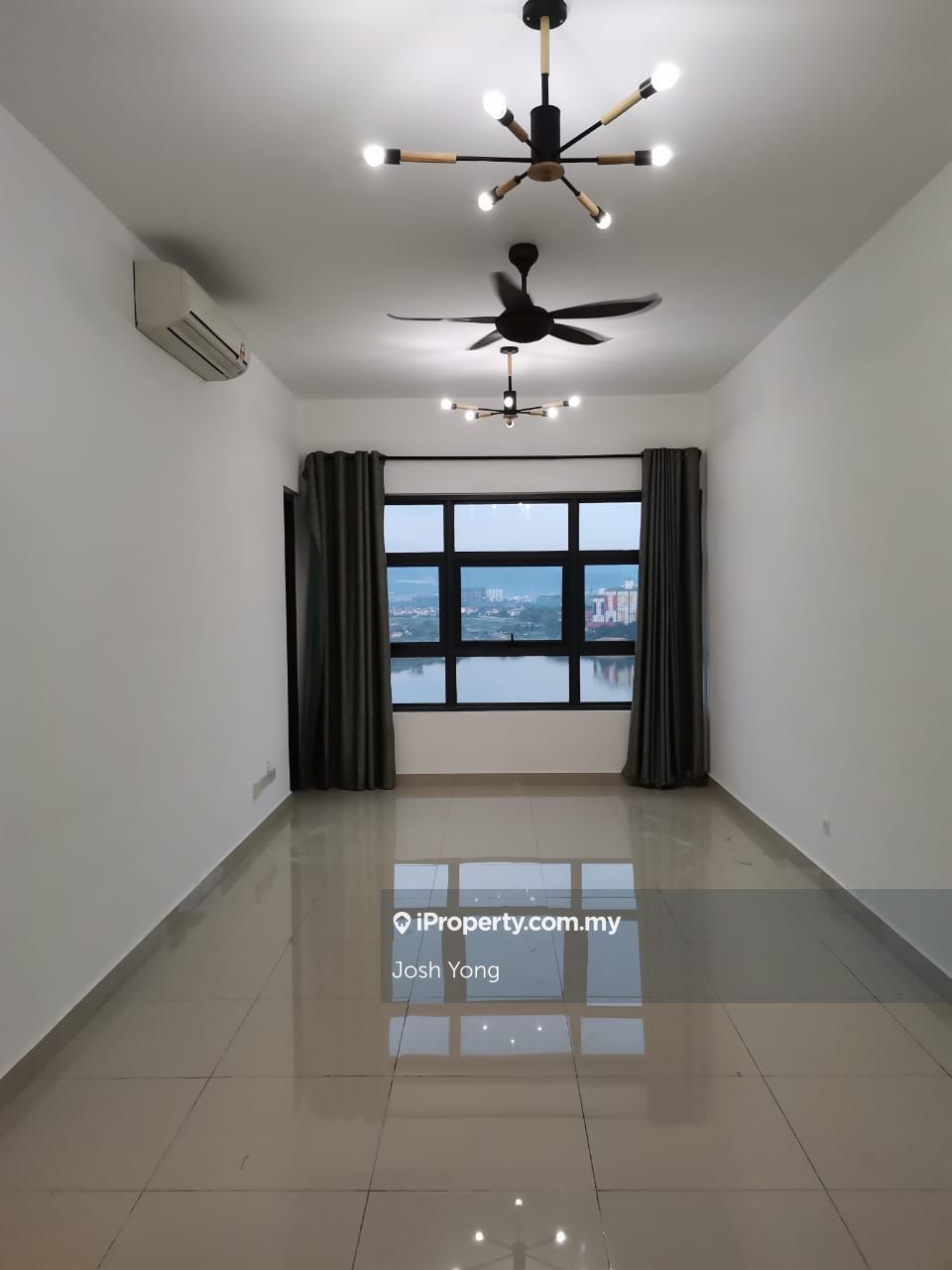 Lakeville Residence Condominium 3 bedrooms for rent in Batu Caves