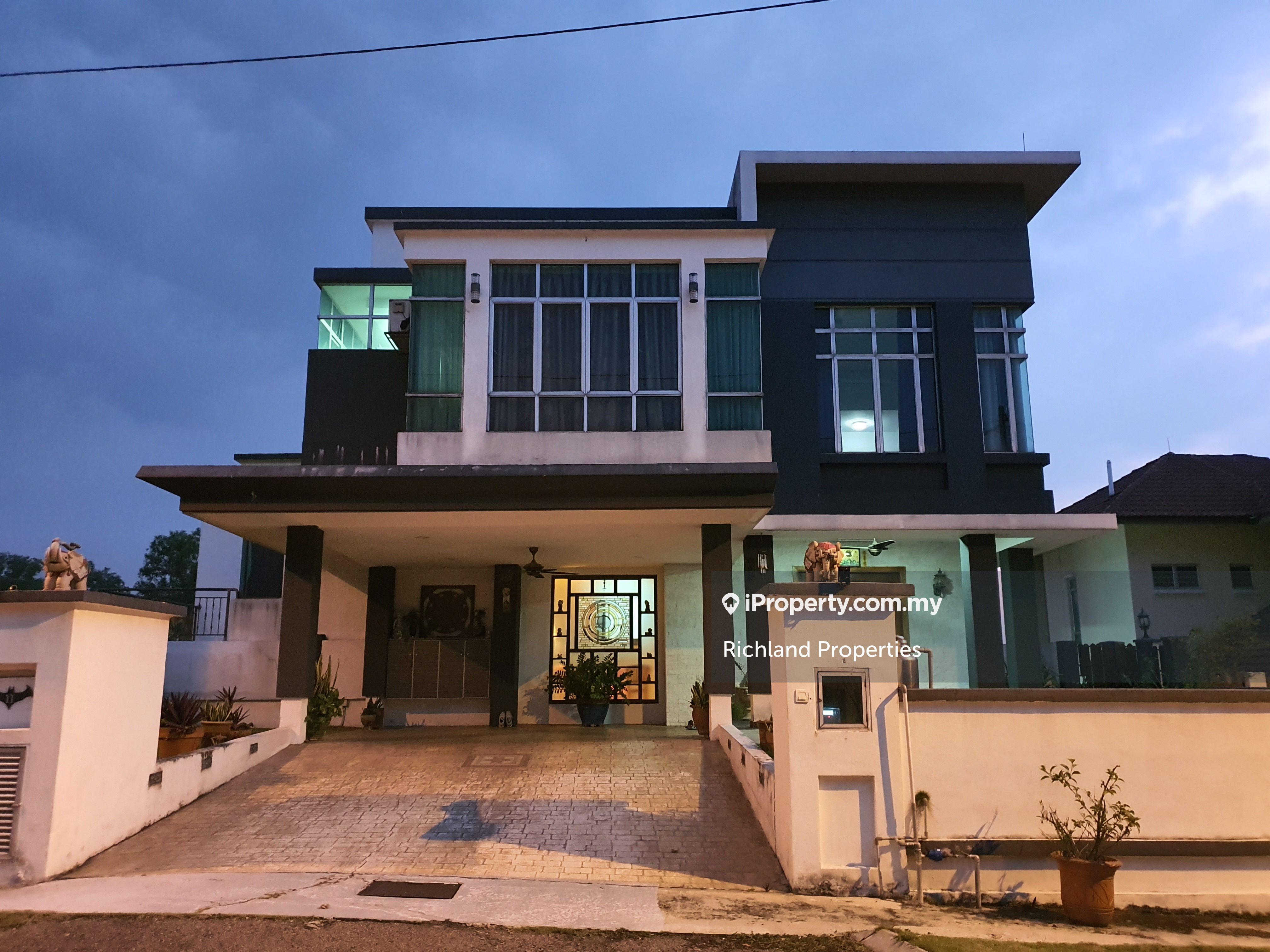 Kota Emerald, Rawang Corner lot Bungalow 6+1 bedrooms for sale ...