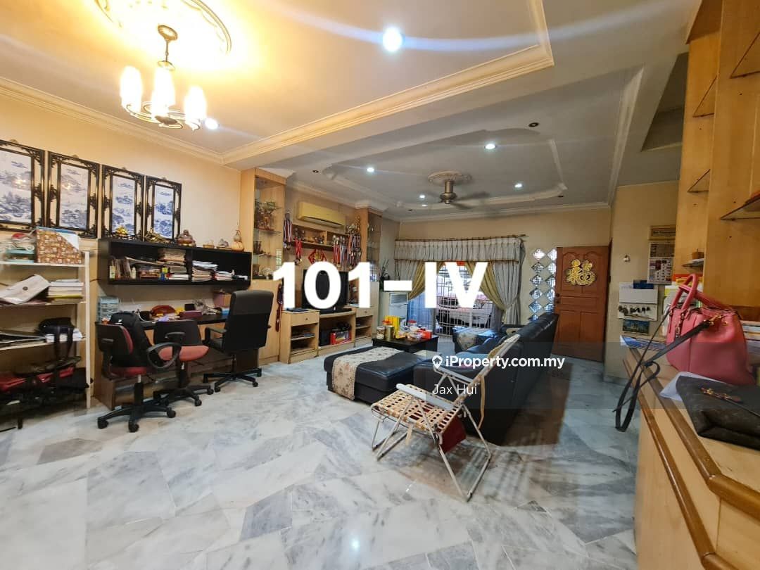 20x70 Taman Sentosa Klang Double Storey House, Klang Intermediate 2sty