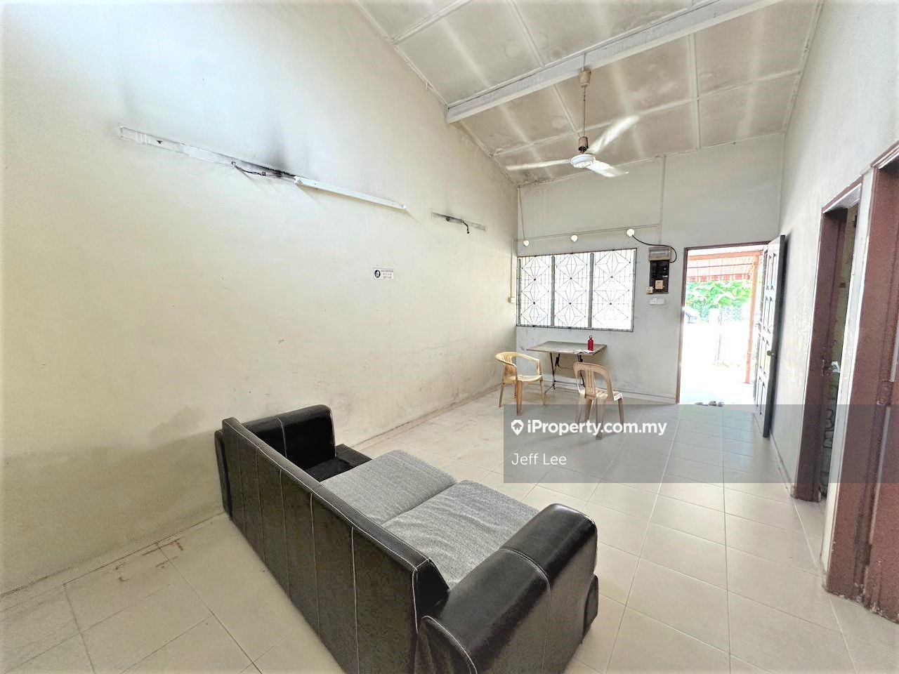 Taman Melodies, Johor Bahru 1sty Terrace/Link House 3 bedrooms for