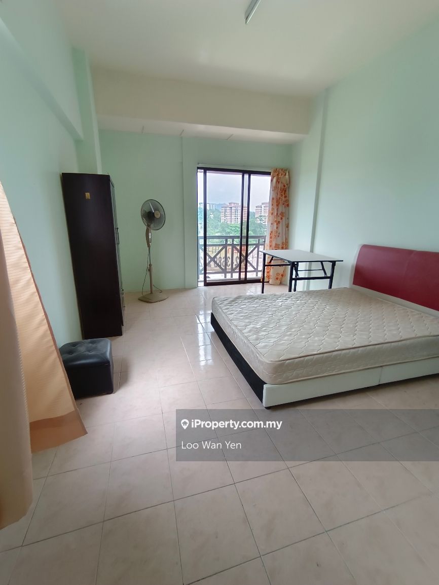 Evergreen Park Acorn & Hazel Condominium 3 bedrooms for rent in Bandar