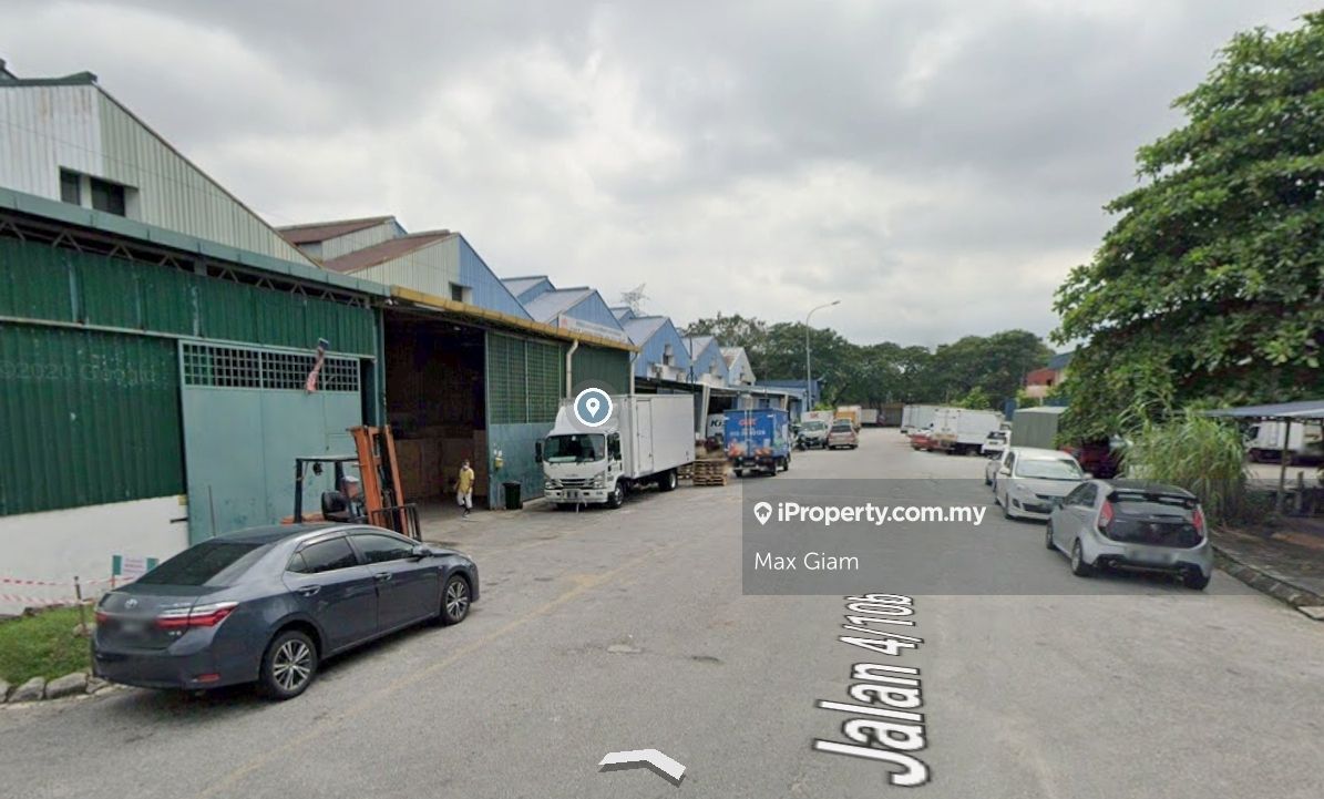 Batu Caves Spring Crest Industrial Park 1.5 Storey Factory For RENT, Batu Caves for rent