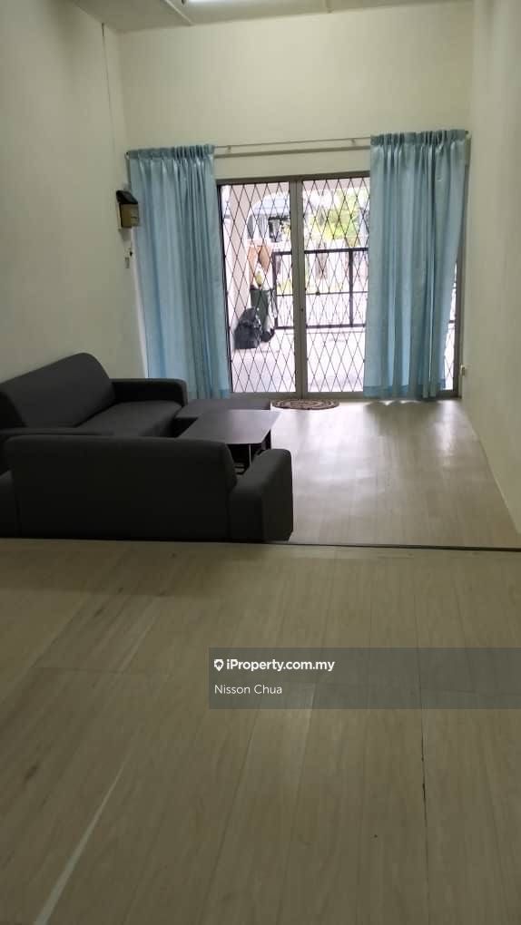 Tabuan Dusun, Kuching 1sty Terrace/Link House 3 bedrooms for rent