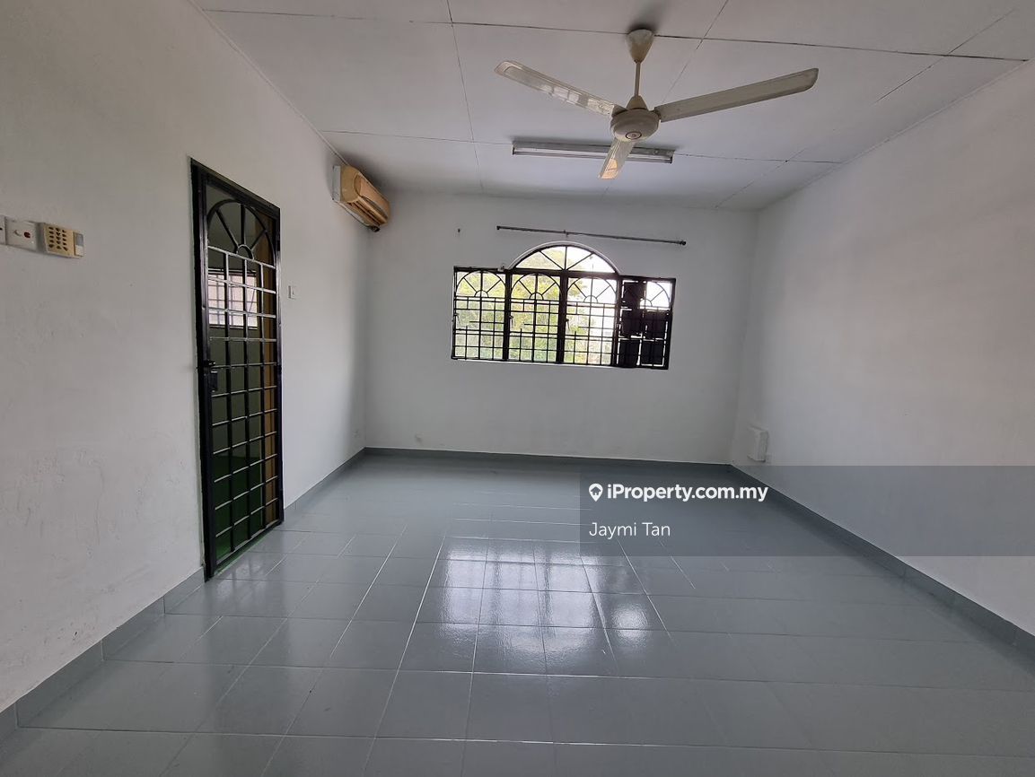 Taman Sri Bahagia, Cheras Intermediate 2sty Terrace/Link House 4