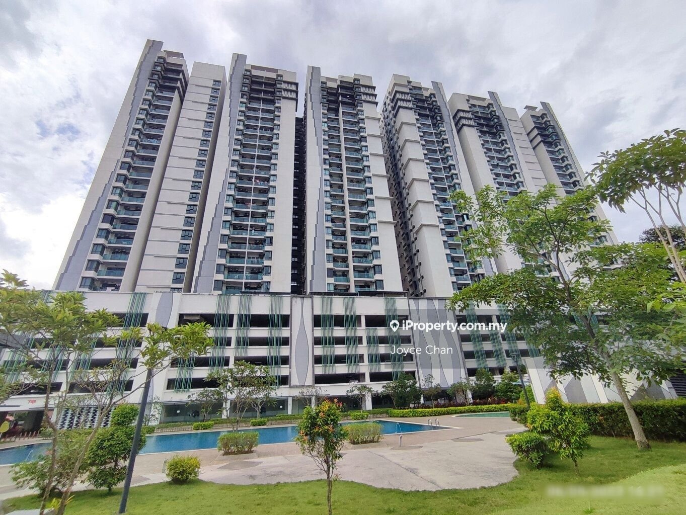 Riverville Residences Serviced Residence 3+1 bedrooms for sale in Jalan ...