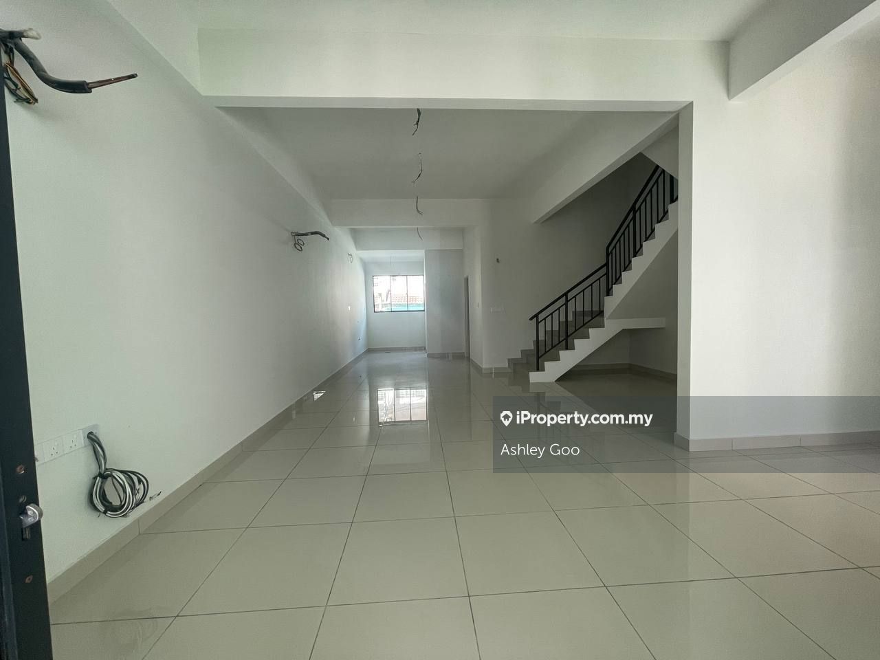 Free Legal M Tree Hill 2 storey Terrace , Bayan Lepas 1-sty Terrace ...