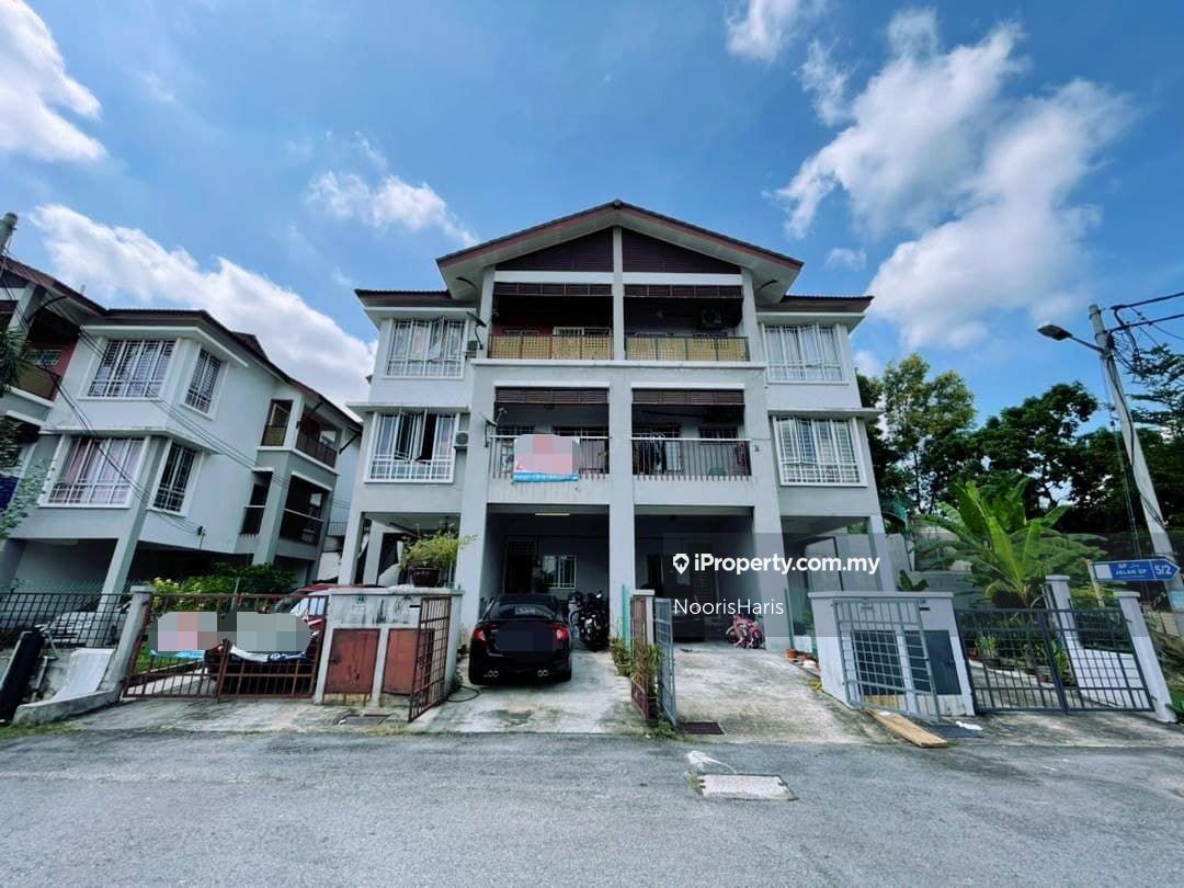 Seri Pristana Sungai Buloh Townhouse 3 Bedrooms For Sale Iproperty Com My