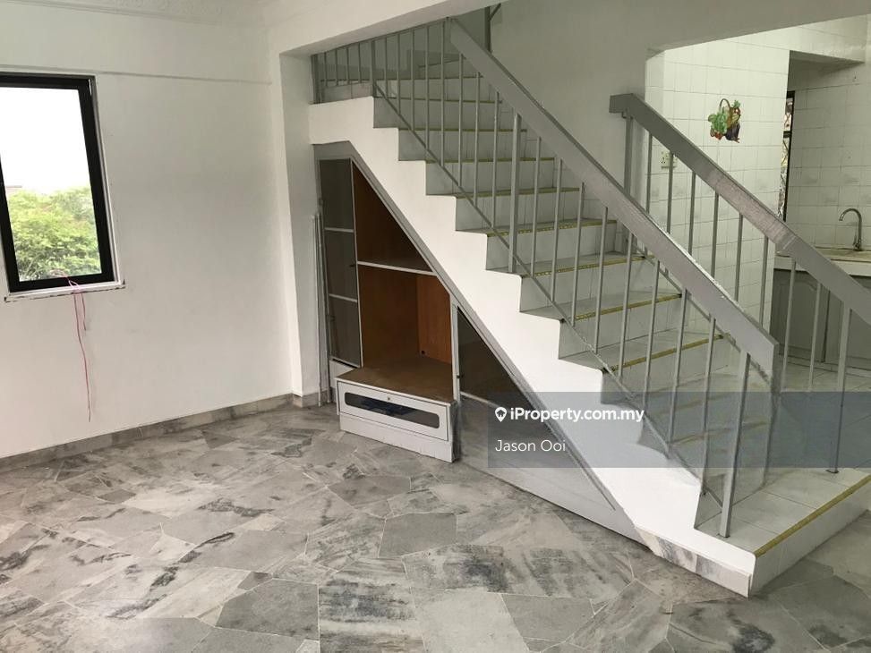 Perdana Villa Deluxe, Taman Pandan Perdana, Ampang for sale RM298000