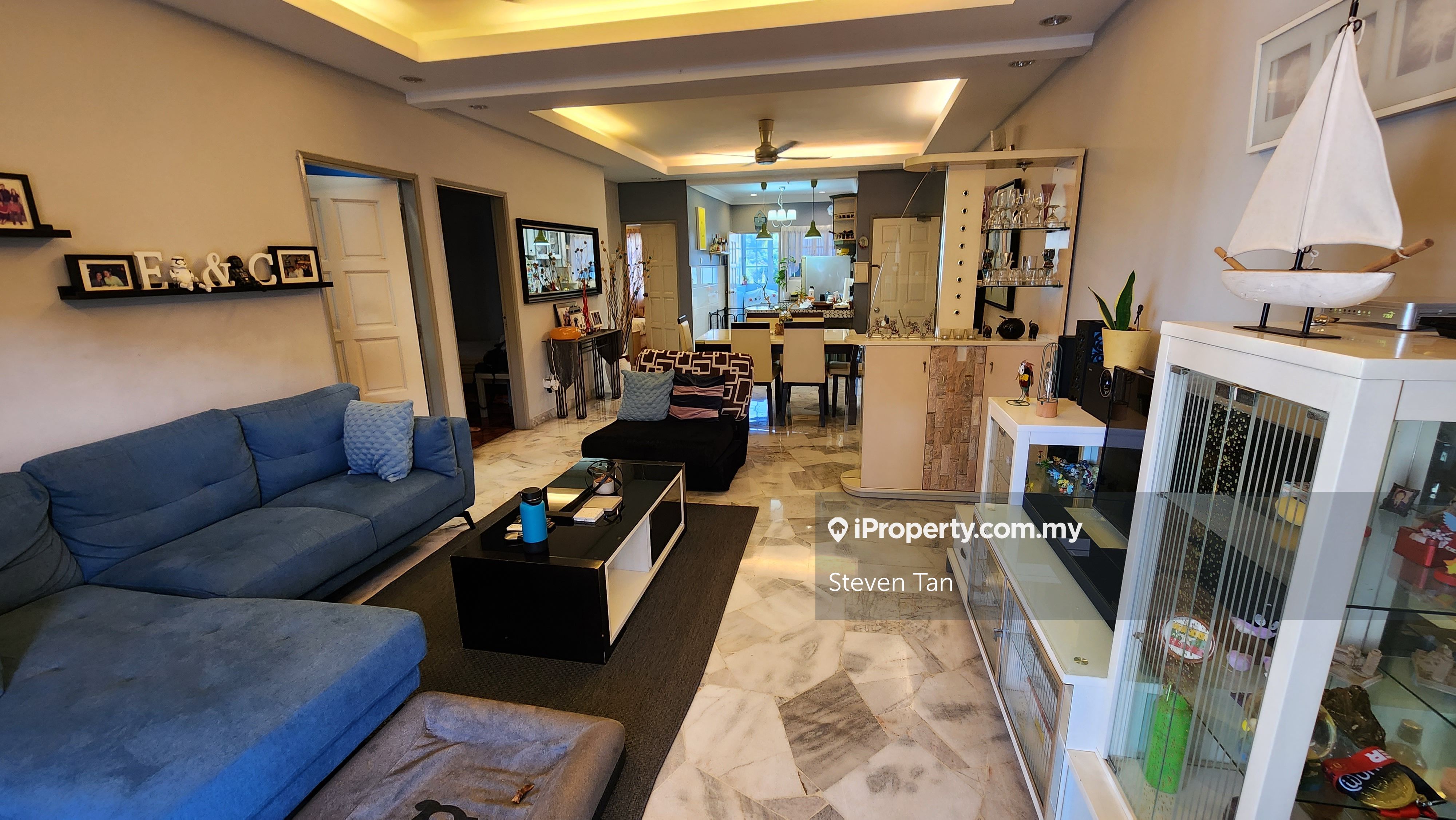 Sri Tanjung Intermediate Apartment 3 bedrooms for sale in Puchong