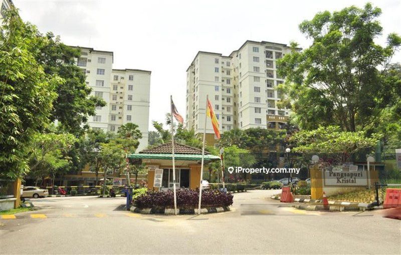 Crystal Tower (Pangsapuri Kristal) Intermediate Apartment 3 bedrooms