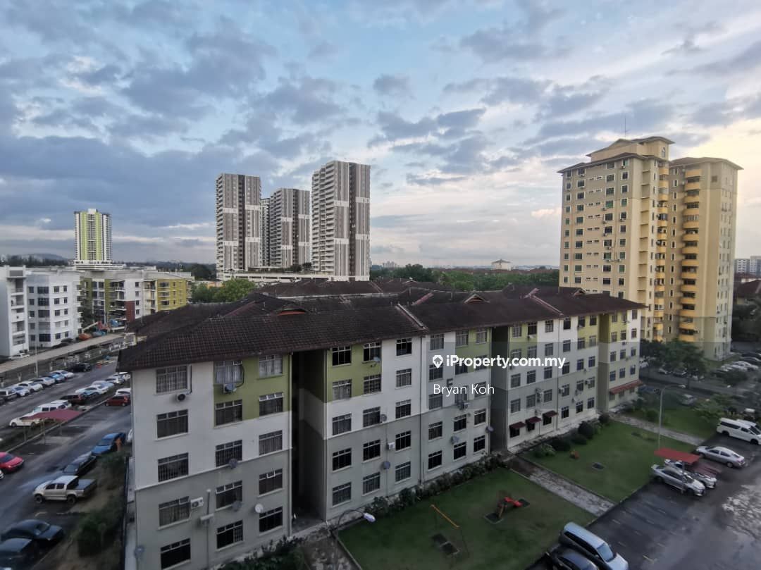Bayu Puteri 2 Apartment 3 bedrooms for rent in Johor Bahru, Johor