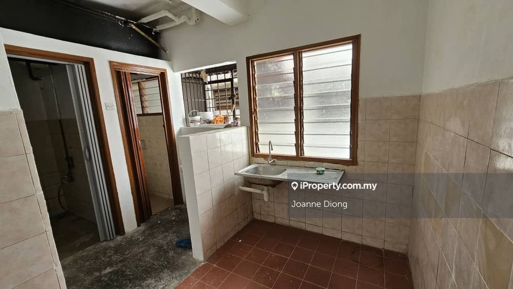 SERI MAS SHOP APARTMENTSERI KEMBANGAN, Seri Kembangan ShopOffice 3