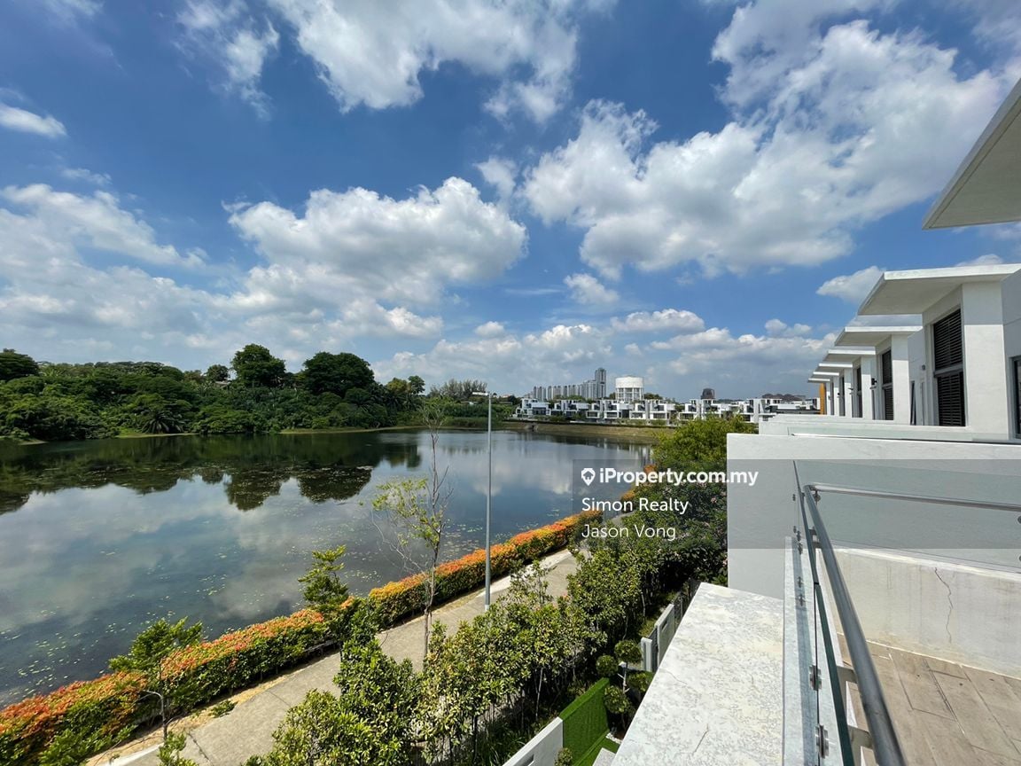 REED Lake Fields / Lakefields / Lake Field Sg Besi, Sungai Besi