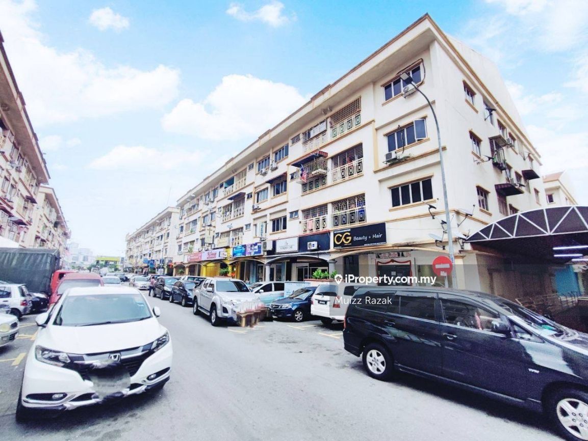 Sri Manja Square Petaling Jaya Apartment 3 bedrooms for sale in