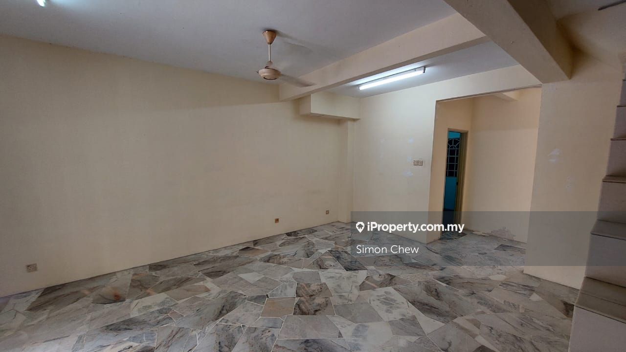 Taman Wawasan 3 Puchong, Puchong 2sty Terrace/Link House 3 bedrooms