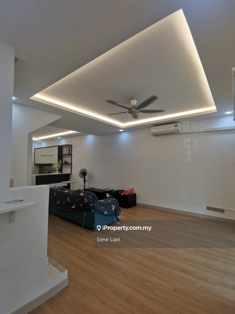 Taman Austin Perdana, Johor Bahru 2sty Terrace/Link House 3 bedrooms