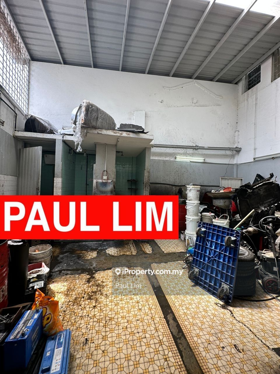 SHOP LOT SALE 2 STOREY CAR WORK SHOP AT AREA RARE UNIT IN