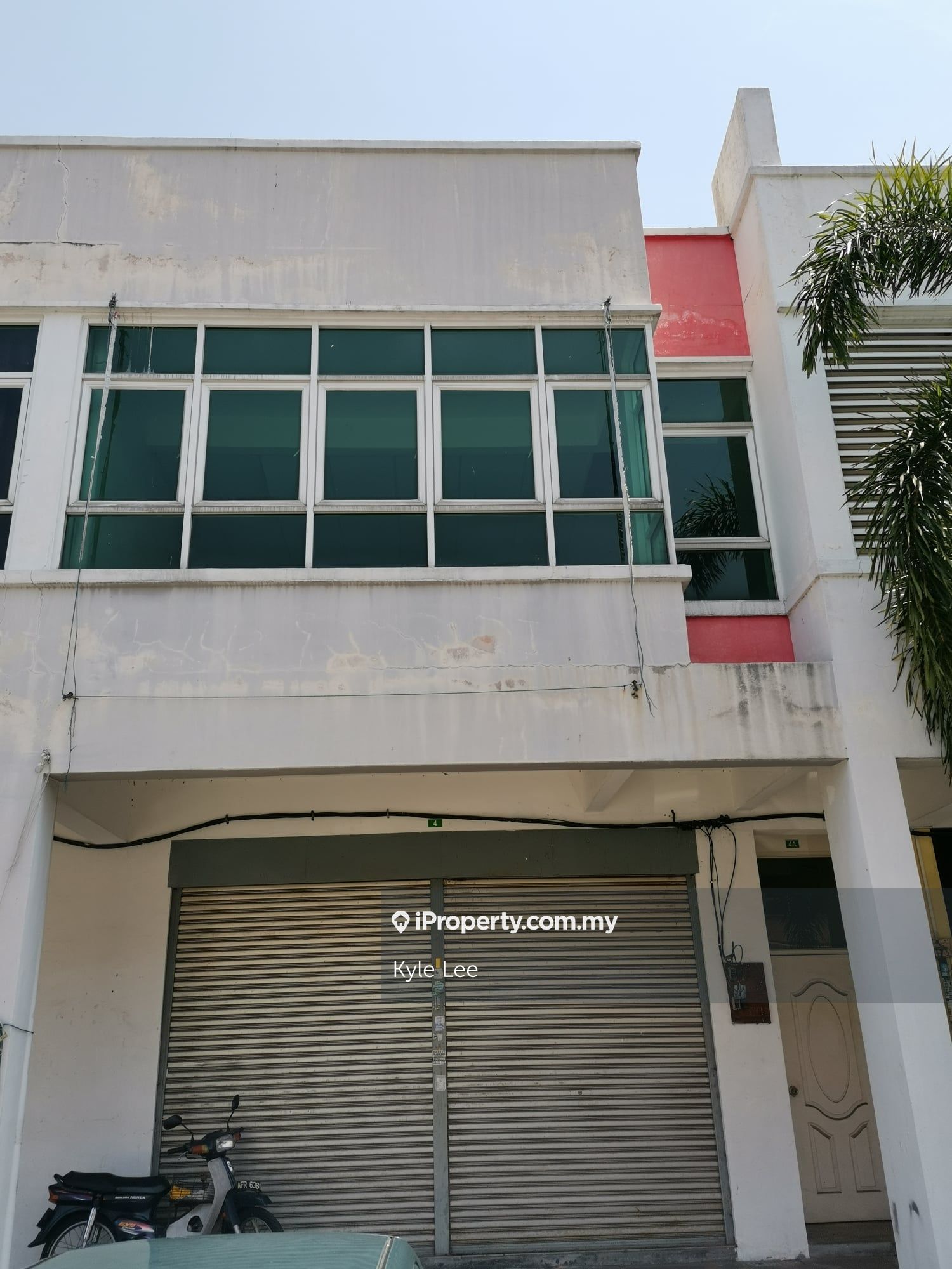 Station18 DOUBLE STY SHOP ~FREE LEGAL FEE AND STAMP DUTY~ RM3000 BOOKING, Station 18, Ipoh