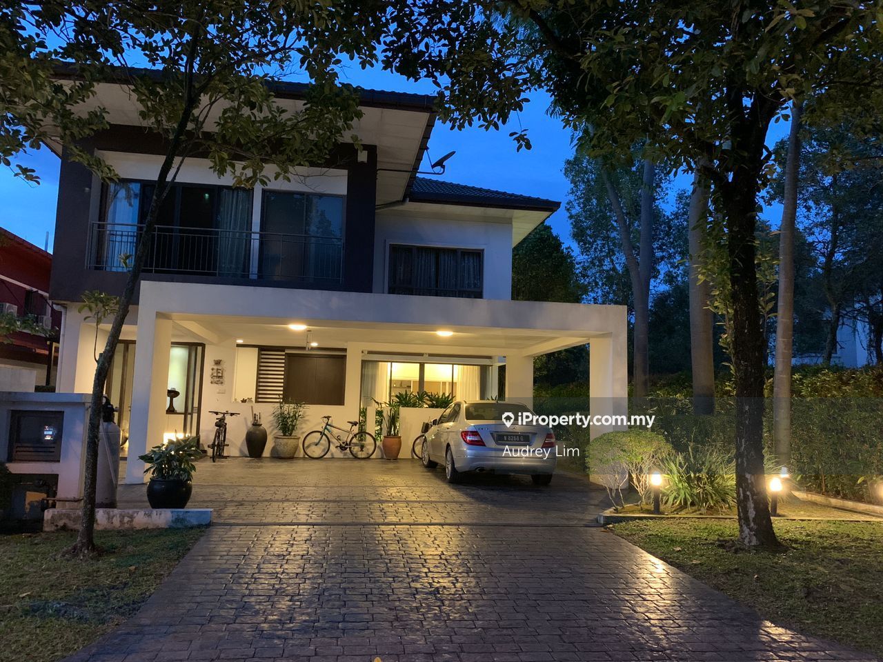 Jade Hills Kajang, Jade Hills End lot Bungalow 5+1 bedrooms for sale