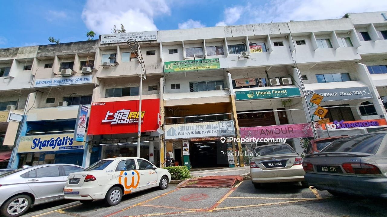 1st Floor, Damansara Uptown, Damansara Utama ShopOffice for rent