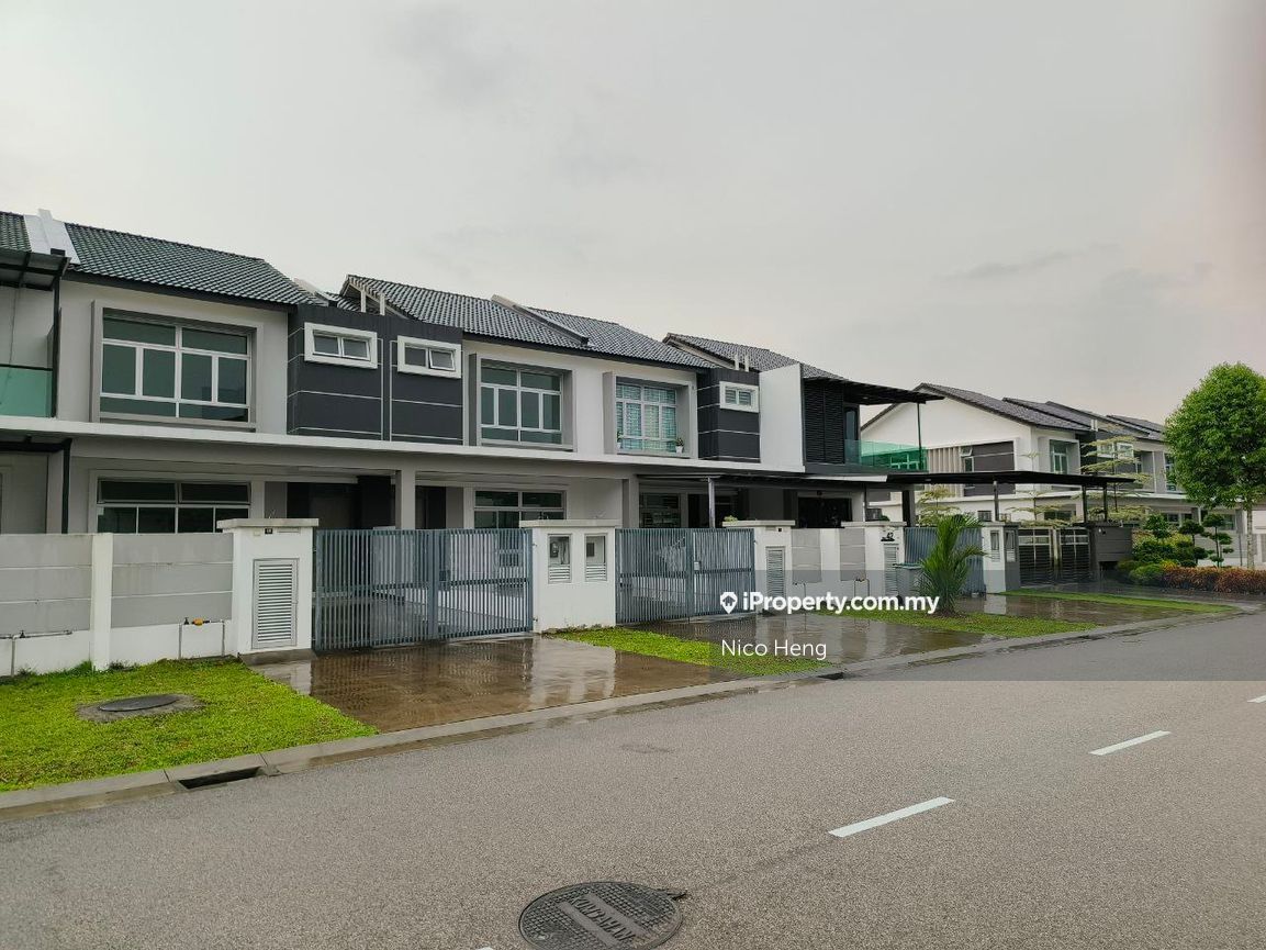 Taman Impian Emas, Skudai Intermediate 2sty Terrace/Link House 4