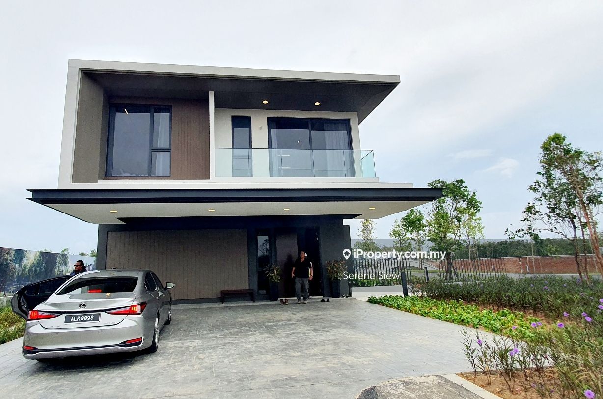 Bandar Gamuda Cove, Banting Intermediate Bungalow 5+2 bedrooms for sale