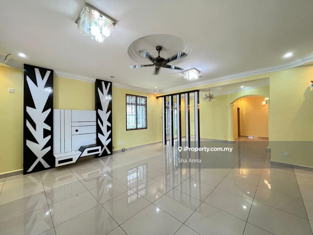 Bandar Putra Double Storey Semi D House, Kulai for sale RM798000