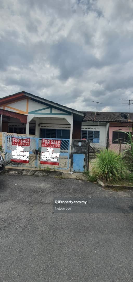 Klang Utama, Klang Intermediate 1sty Terrace/Link House 4 bedrooms for