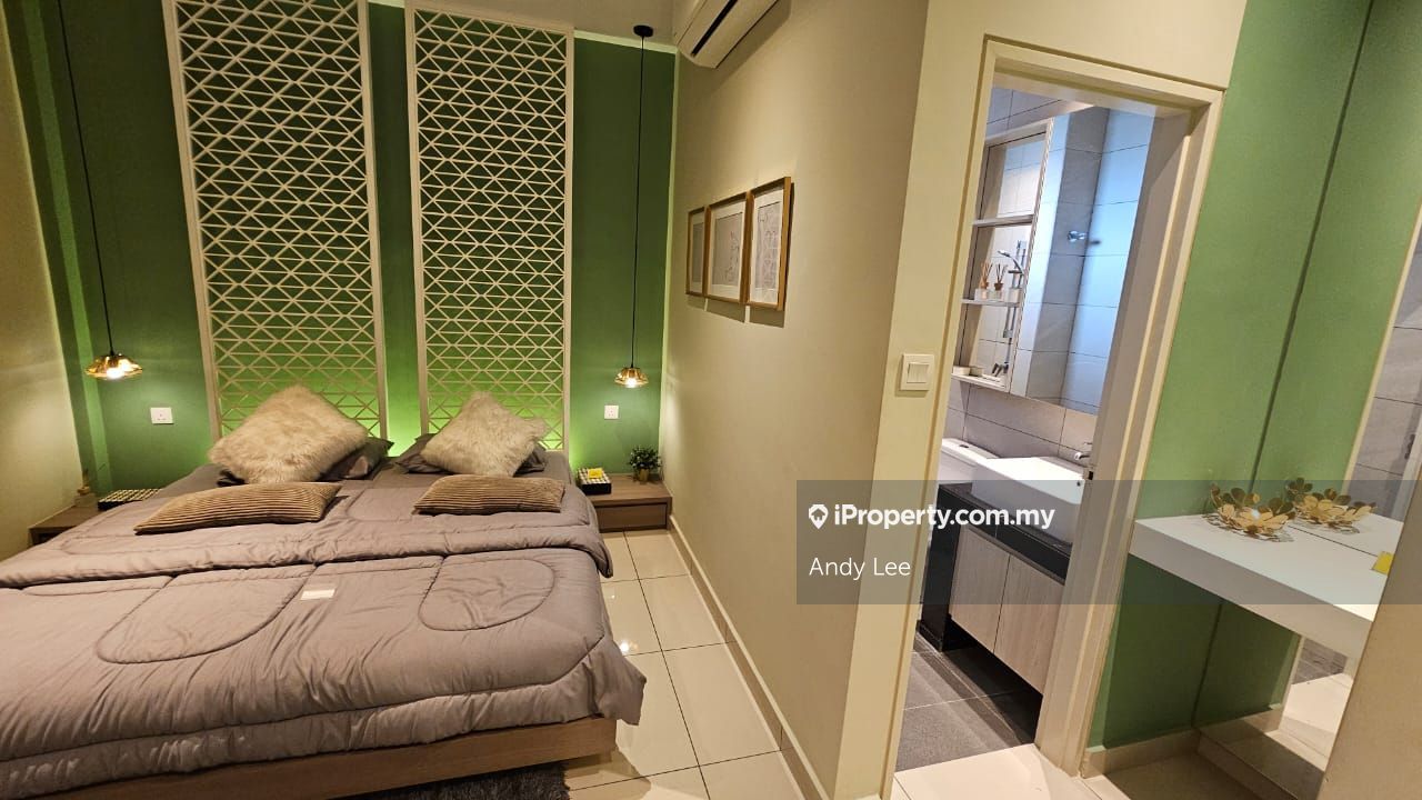 SunU Residence Corner lot Condominium 4 bedrooms for sale in Bandar