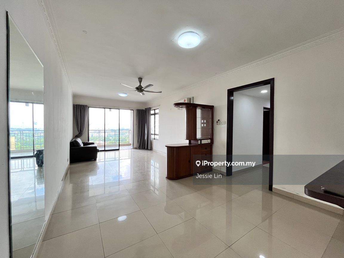 Royal Domain Sri Putramas 2 Condominium 3+1 bedrooms for sale in Jalan