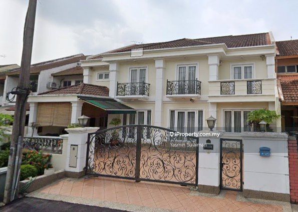 2 Adjoining Terrace House Huge and Spacious!!