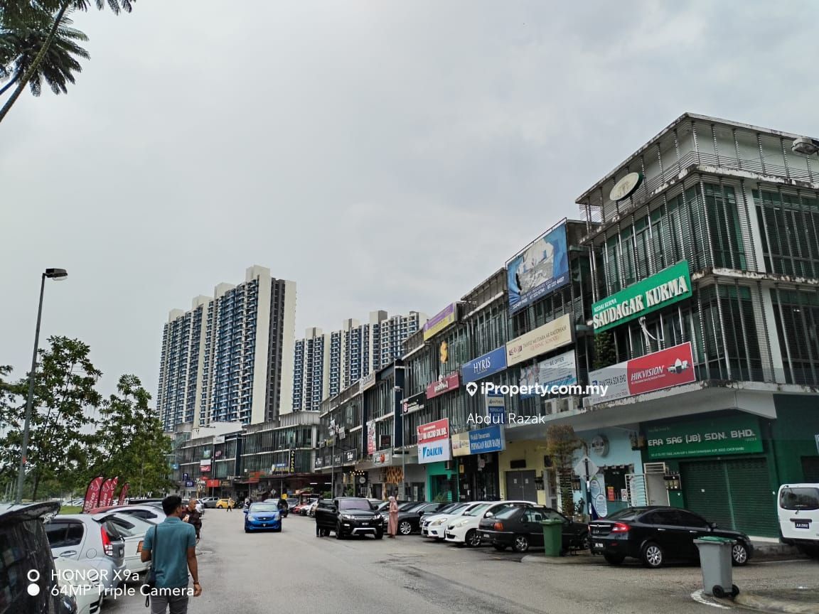 Ariff Damansara, Tampoi, Johor Bahru End lot ShopOffice for sale