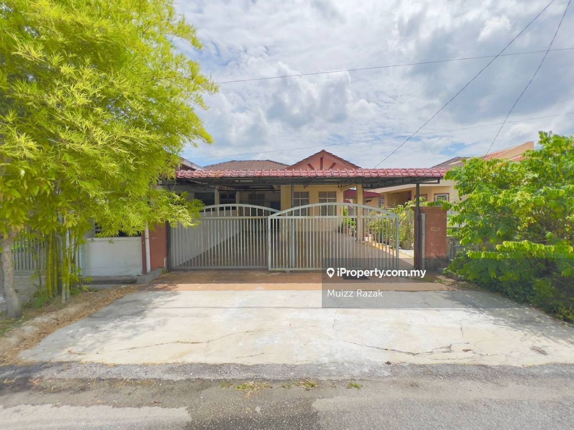 Taman Tuanku Jaafar, Seremban Semidetached House 4 bedrooms for sale