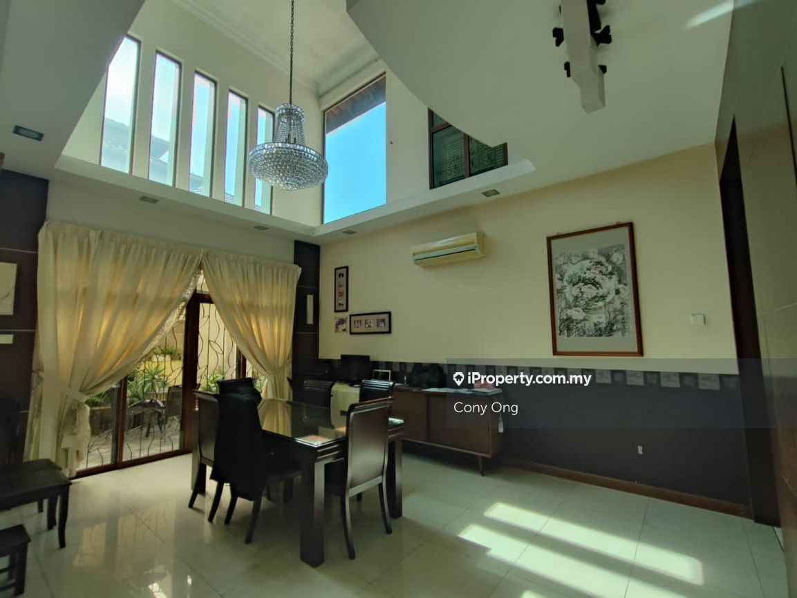 Taman molek,Ponderosa,Taman Redang Villa, Johor Bahru Intermediate Semi