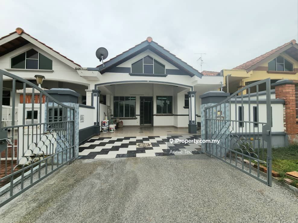 Bukit Impian Impian Emas, Johor Bahru 1sty Terrace/Link House 4+3