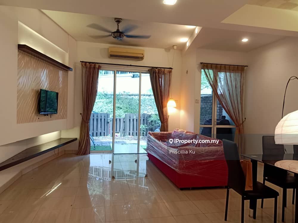 Adora , Desa ParkCity 2sty Terrace/Link House 4 bedrooms for rent