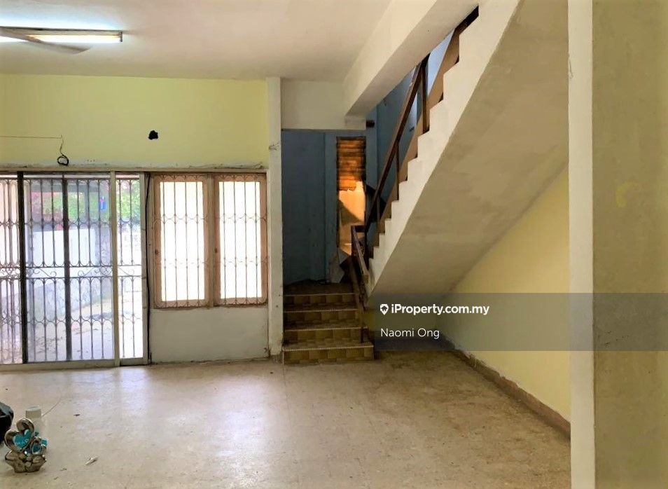 Taman Rainbow Double Storey Terrace, Jalan Ipoh for sale RM1000000