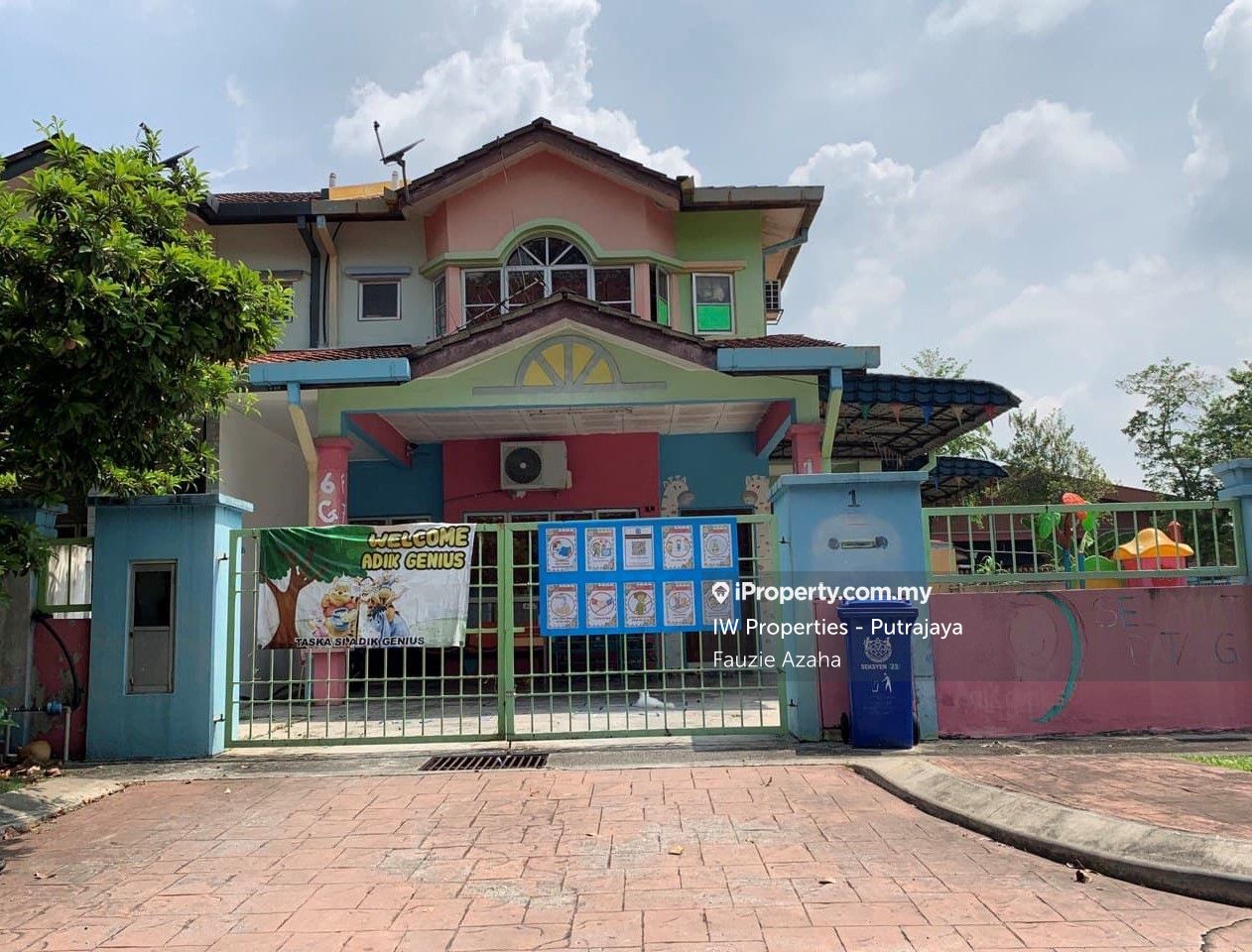 Seksyen 23 Shah Alam Corner Lot 2 Sty Terrace Link House 4 1 Bedrooms For Sale Iproperty Com My