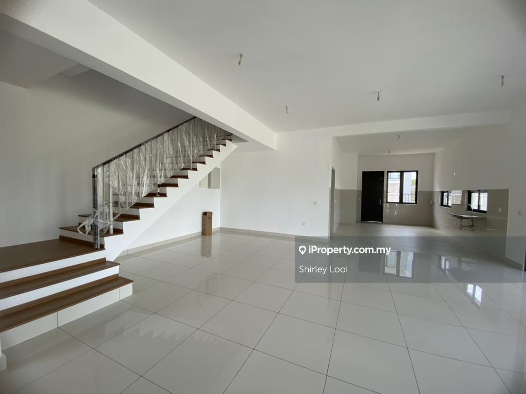 Elmina Valley, Shah Alam