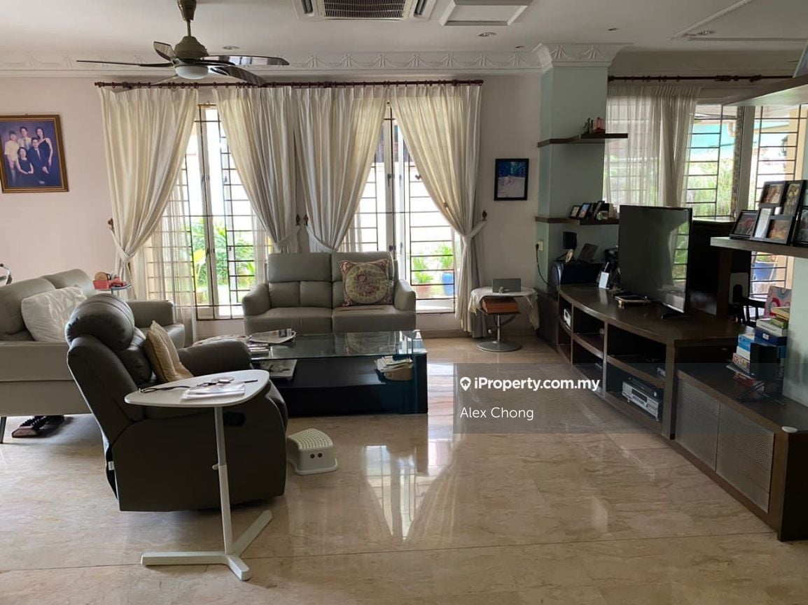 Glenmarie Courts, Shah Alam Intermediate Semidetached House 5+1