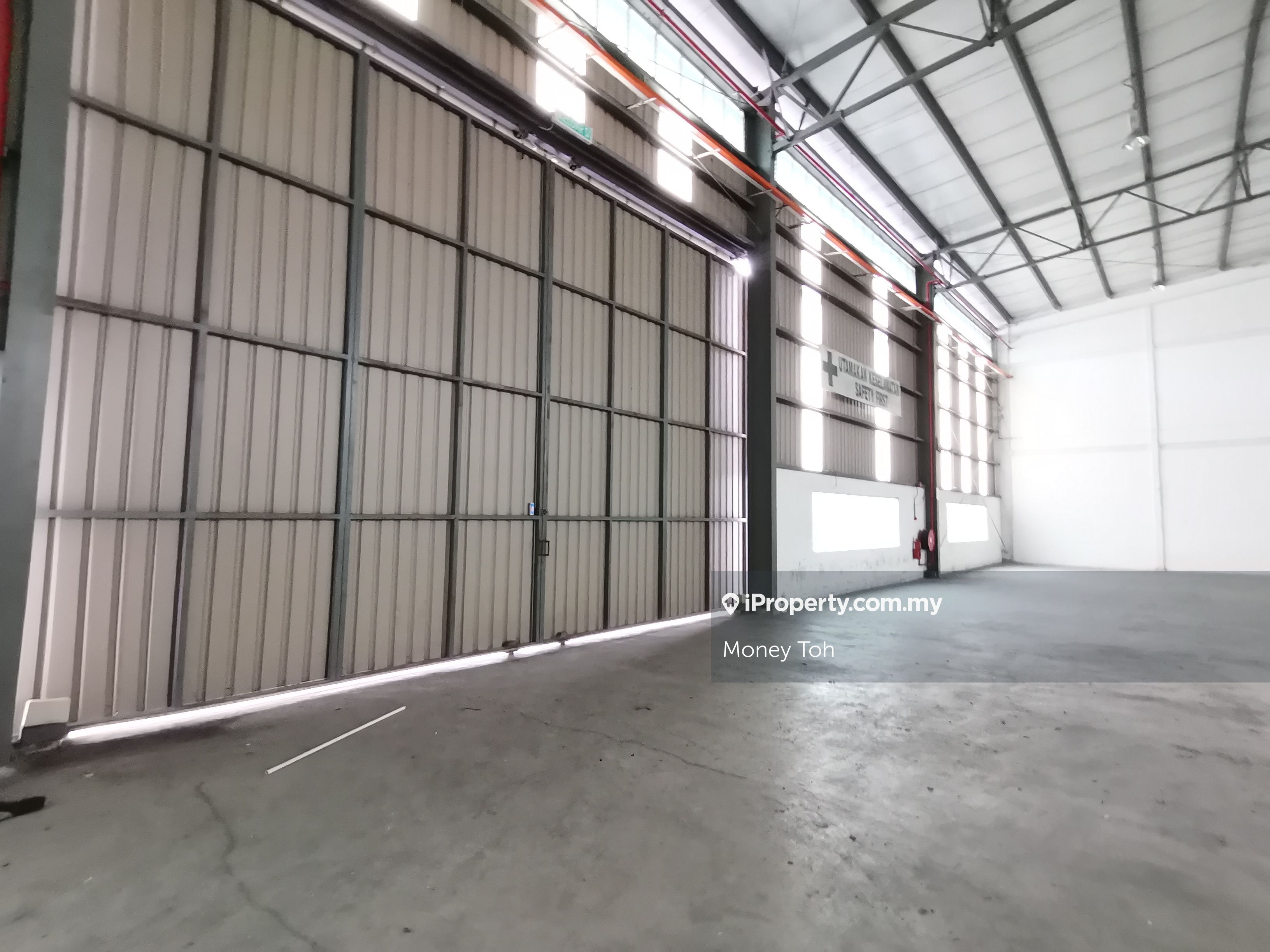 Shah Alam, Klang, Shah Alam Intermediate Semi D factory 2 bilik tidur