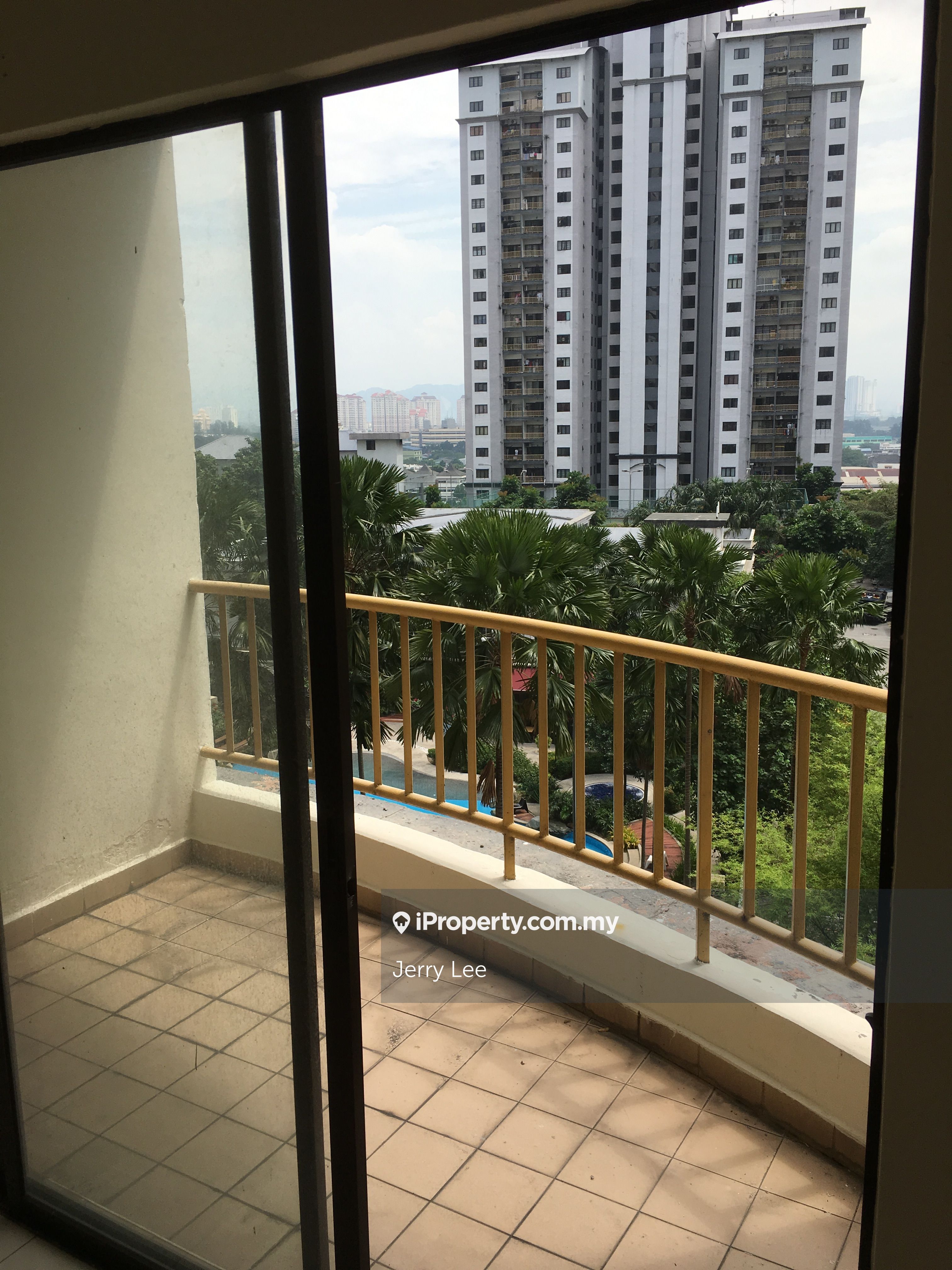 Sri Putramas Intermediate Condominium 2+1 bedrooms for rent in Jalan