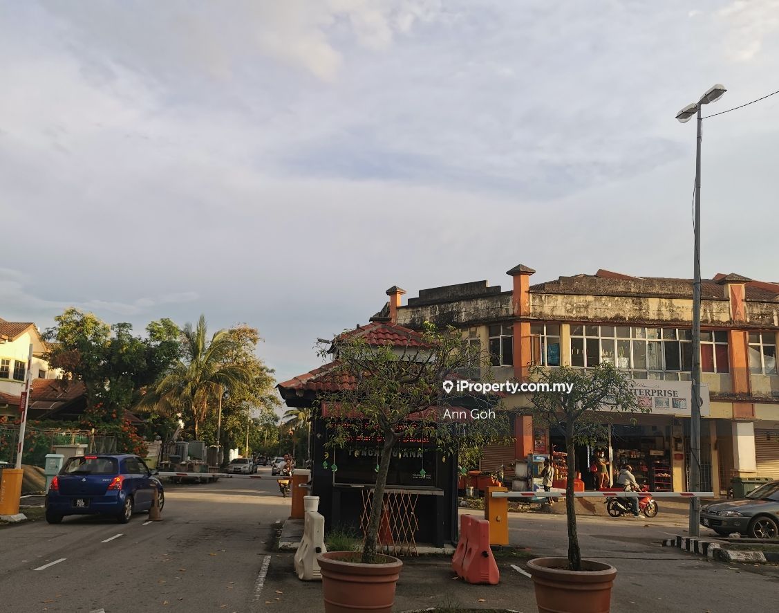 Balakong Intermediate 2sty Terrace/Link House 4 bedrooms for rent